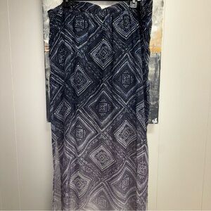 Maurice’s Elegant Navy and White Geometric Skirt